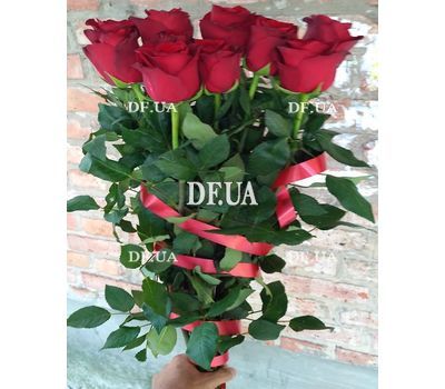 Red roses on a long leg - view 4