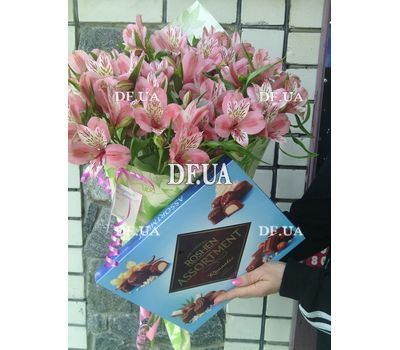 Pink alstroemerias in bouquet - view 2
