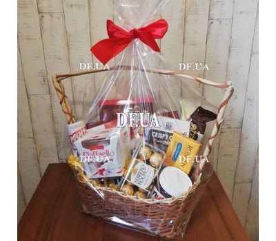 A large basket of sweets - view 3