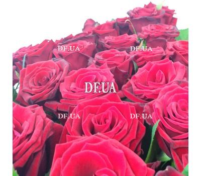 Bouquet from large roses - view 3