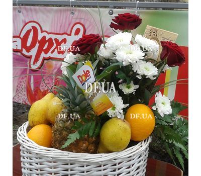 Корзина с цветами и фруктами - вид 10