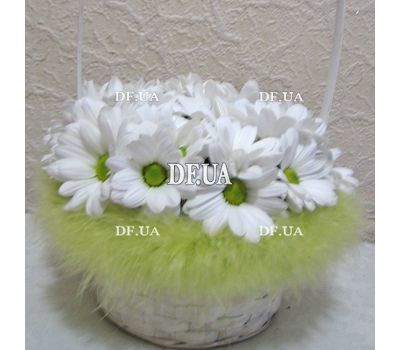 Basket with chrysanthemums - view 4