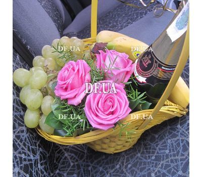 Basket of fresh flowers and fruits - view 3