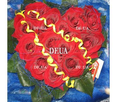 Popular Heart of roses - view 2