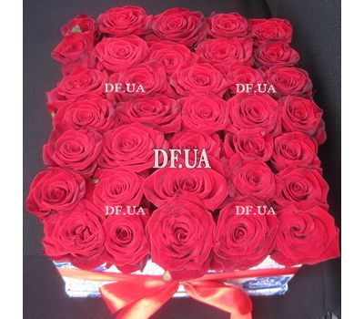 35 red roses in a box - view 2