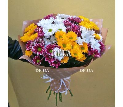 Bouquet of chamomile chrysanthemum - view 4