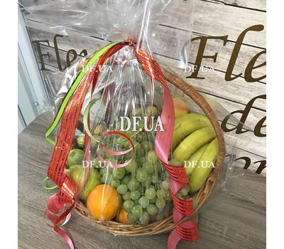 Fruits in a gift basket - view 10