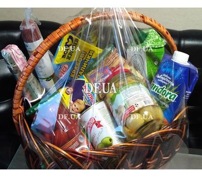Basket with products - view 2