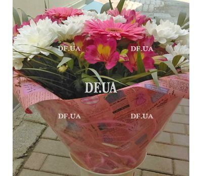 Сute mini bouquet of flowers - view 8