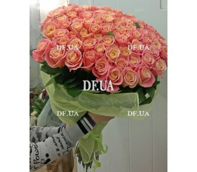 Bouquet of 101 roses - view 2