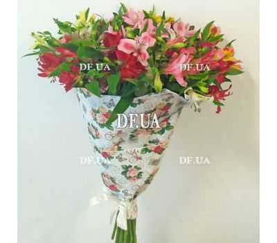 Bouquet with alstroemerias - view 1