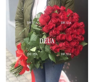 Bouquet of Dutch roses - view 3