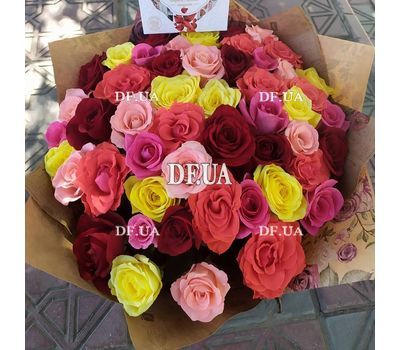 Bright bouquet roses - view 5