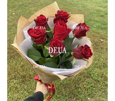 7 red import roses 4