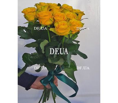 Bouquet of 11 yellow roses 8