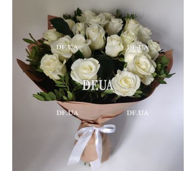 Bouquet of white roses with a birthday 1