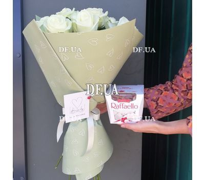 Bouquet of 15 roses in craft 9