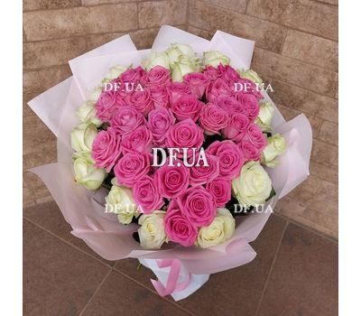Bouquet of heart from roses 3