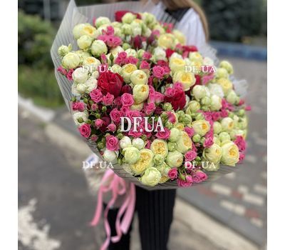 Bouquet from rose spray 7