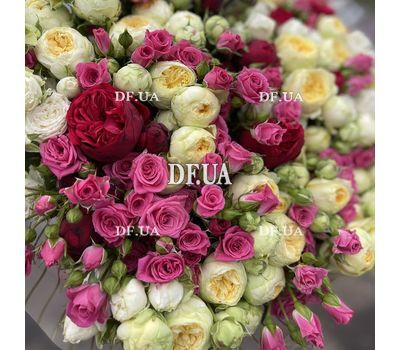 Bouquet from rose spray 9
