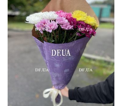 5 chrysanthemums bouquet 10