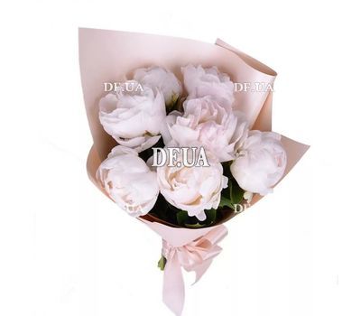 Bouquet of white peonies 1