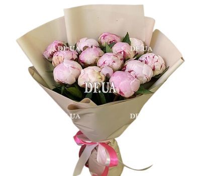 Delicate bouquet of peonies