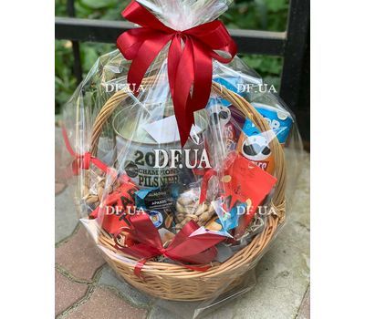 Luxurious men's basket with beer - photo 1