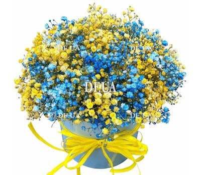 Patriotic arrangement of flowers